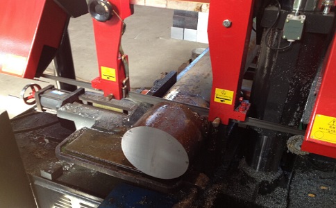 大岭山镇卧式带锯床加工时出现明显振荡如何排查？